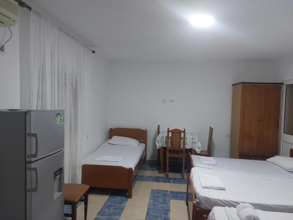 Vila Hyseni Durrës Exteriér fotografie