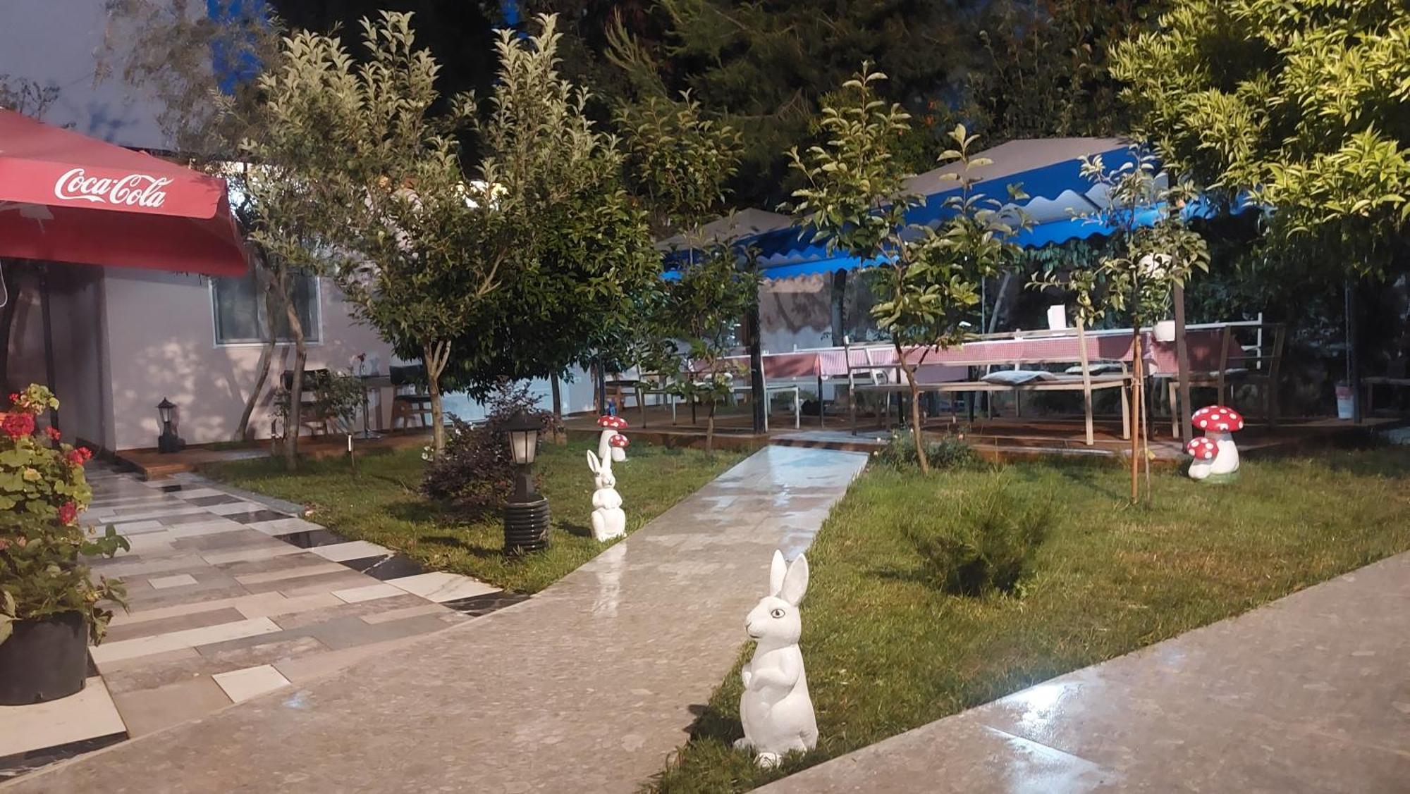 Vila Hyseni Durrës Exteriér fotografie
